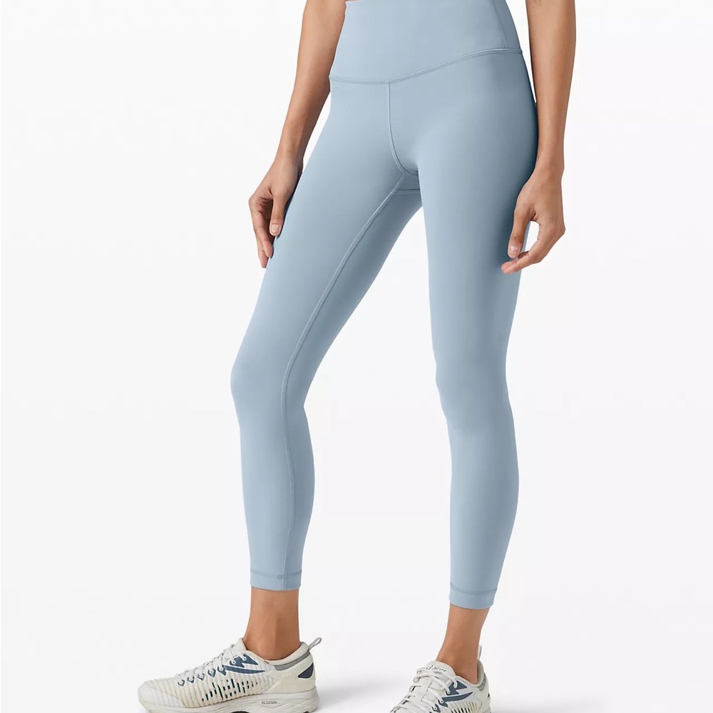 Lululemon chambray high rise luxtreme. Size 4.
